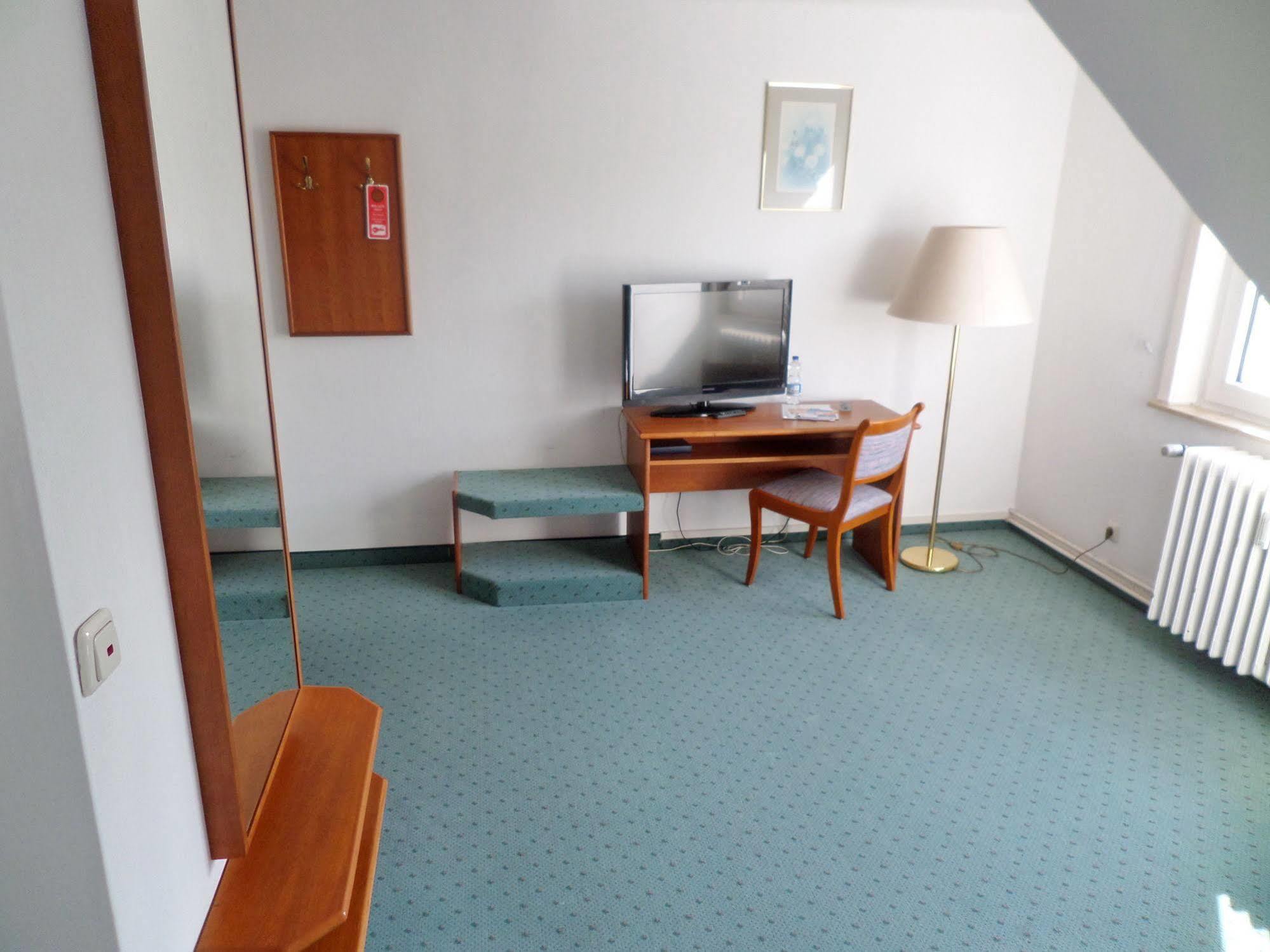 Отель Sehnder Hof Экстерьер фото